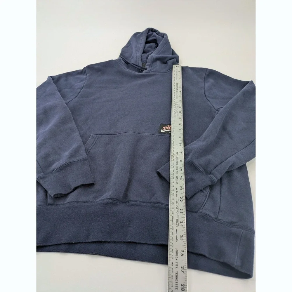Nike SB Hoodie Mens Medium Navy Blue Pink Spell Out Big‎ Logo Back Hit EST 2002